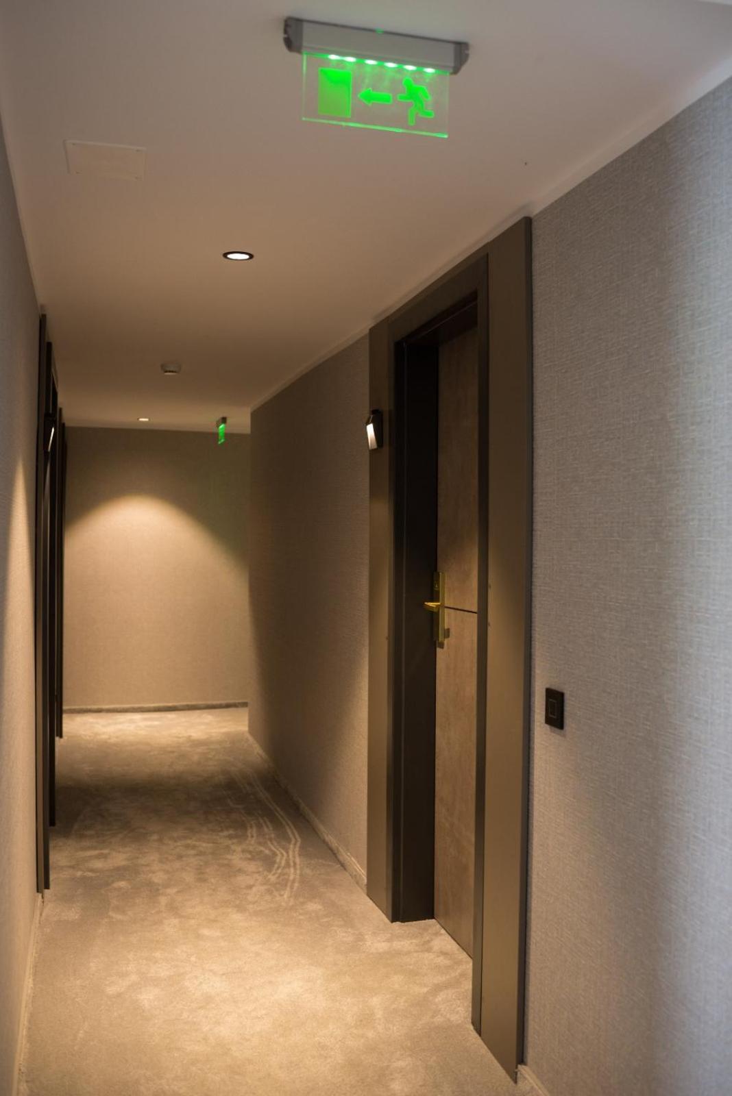 Plutitor Lebada Hotel Bicaz